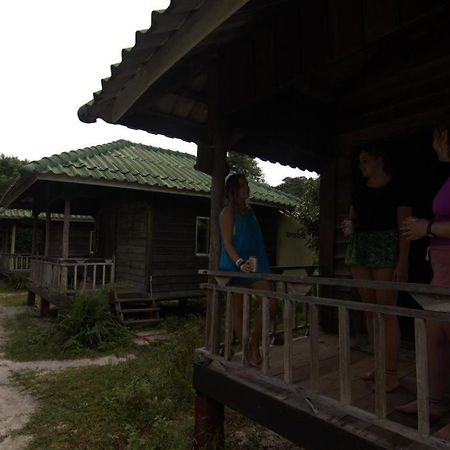 Mad Monkey Koh Rong Samloem Hostel Koh Rong Sanloem Εξωτερικό φωτογραφία