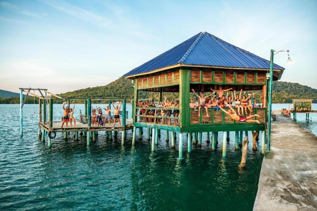 Mad Monkey Koh Rong Samloem Hostel Koh Rong Sanloem Εξωτερικό φωτογραφία